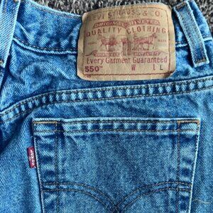 Levi medium wash jeans